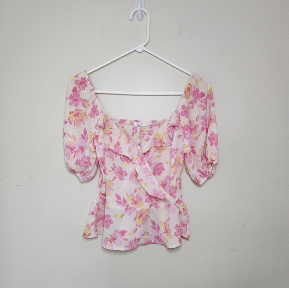 Lush Tops - Women's Lush Watercolor Floral Print Top Sz Small/Medium